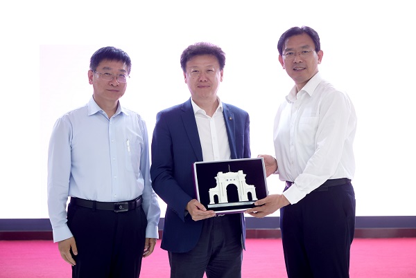 图片12.jpg 图片12.jpg